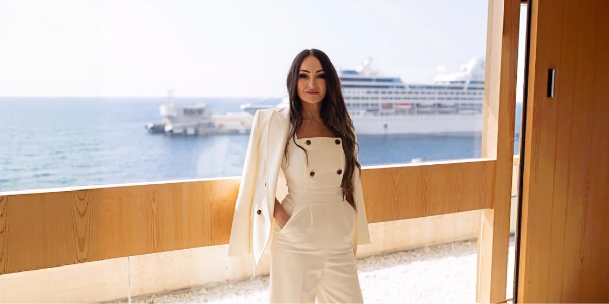 Jill Hollins: From Missing Moments to Making Memories — Redefining Success Through Purpose, Leadership & Lifestyle