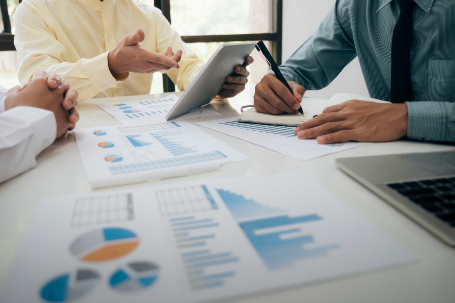 Data-Driven Leadership: Turning Transactional Data into Strategic Growth