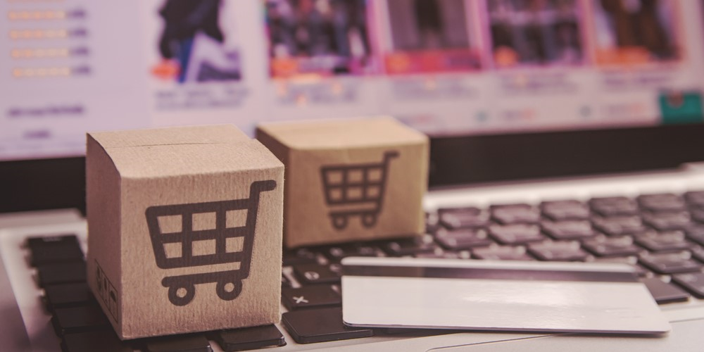 The Evolution of Retail: Online Marketplaces Take Center Stage