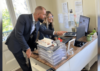 Mark Hunn's New Leadership Paradigm Demystifies Crisis Management