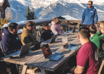 Mark Hemsley: From Overworked Chef to E-commerce Mogul and Mentor