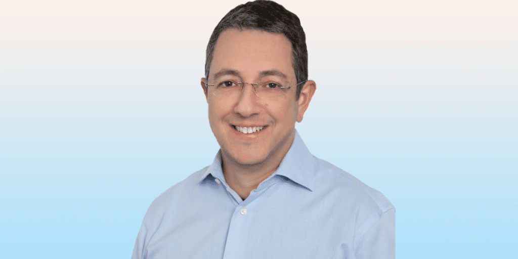 Changing the Gift-Giving Game: How Eshed Doni of GiftCrowd Enhances the Giving Experience