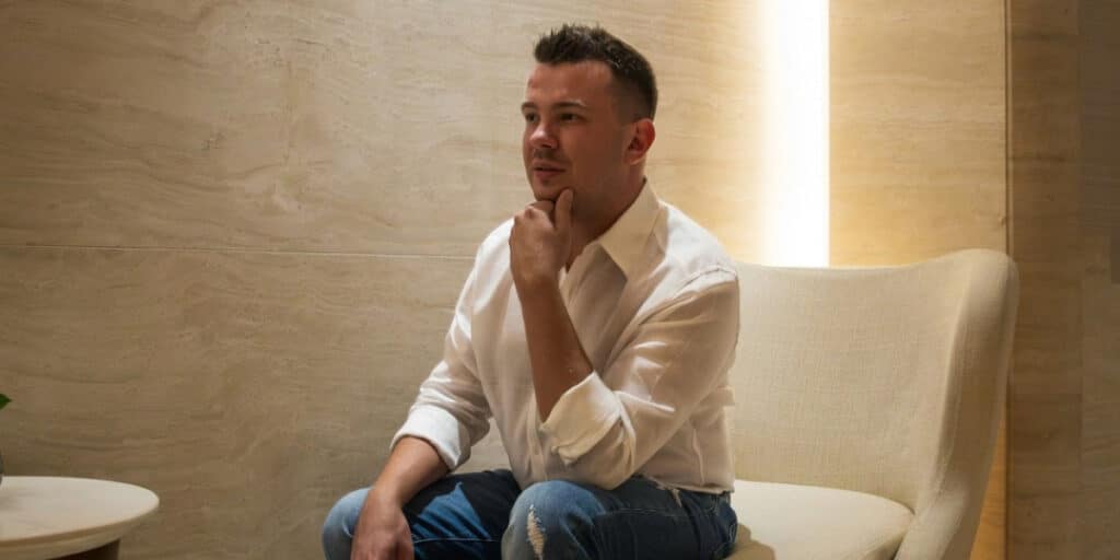 Redefining Success in Your 30s: Embracing Humanity in a Dynamic World - A Conversation with Misha Sharapov - the World’s Youngest AlchemE Mentor