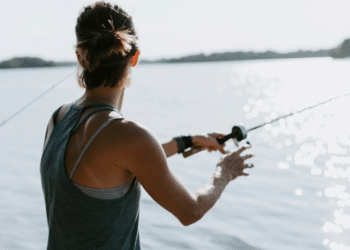 Fishing in Comfort: The Importance of Breathable Fabrics in Women's Fishing Shirts