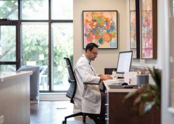 What Is an Obgyn Doctor