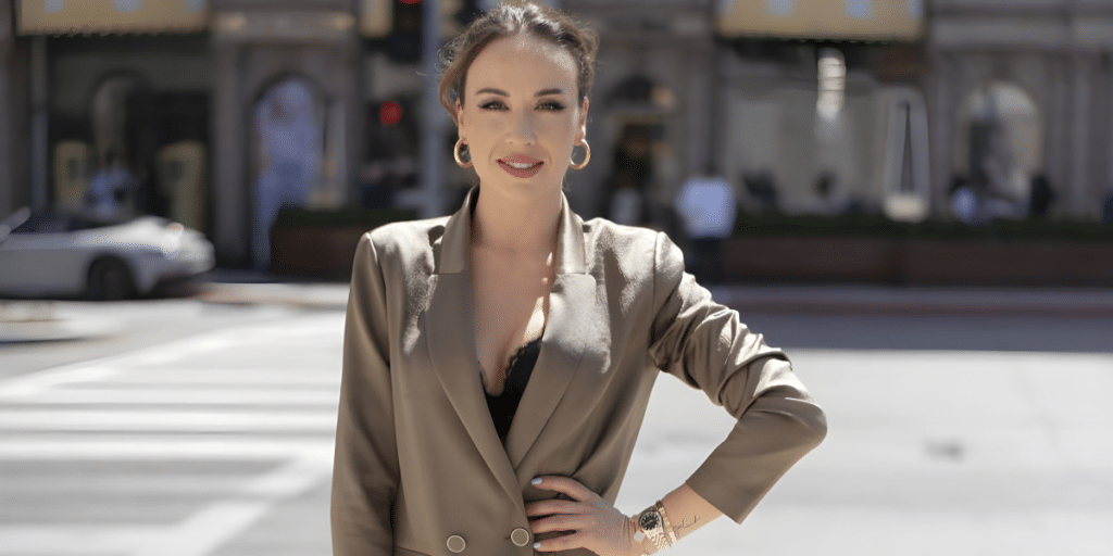 How to Scale Sales of Your Services and Create Online Courses: Interview with Anna Zakkery