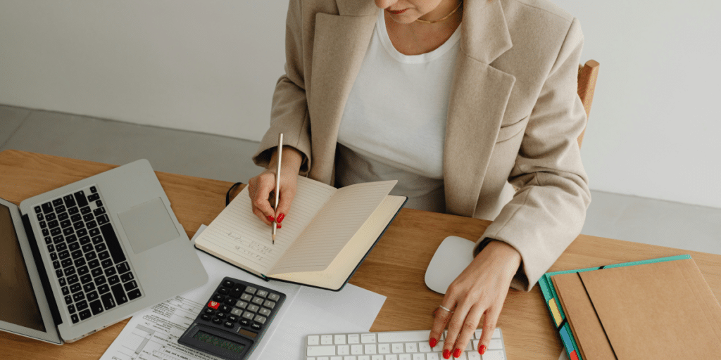 How Experienced Accountants Can Assist With Strategic Business Growth Planning
