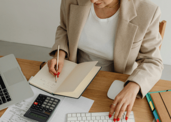 How Experienced Accountants Can Assist With Strategic Business Growth Planning