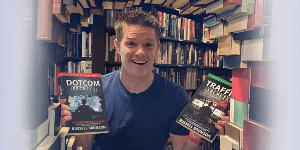 Russell Brunson: Entrepreneur and Architect of Newsletter "Marketing Secrets"