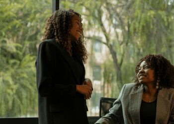 Building Stronger Professional Relationships with Your Employees