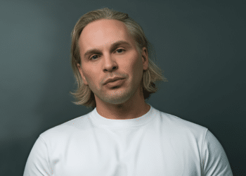 Home Management with the Thoroughly Modern Housekeeper