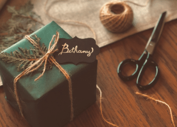 Stand Out with Personalized Gifts for Your Friends