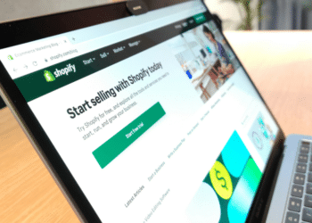 Upgrowth Commerce: $500K Giveaway for E-Commerce Growth