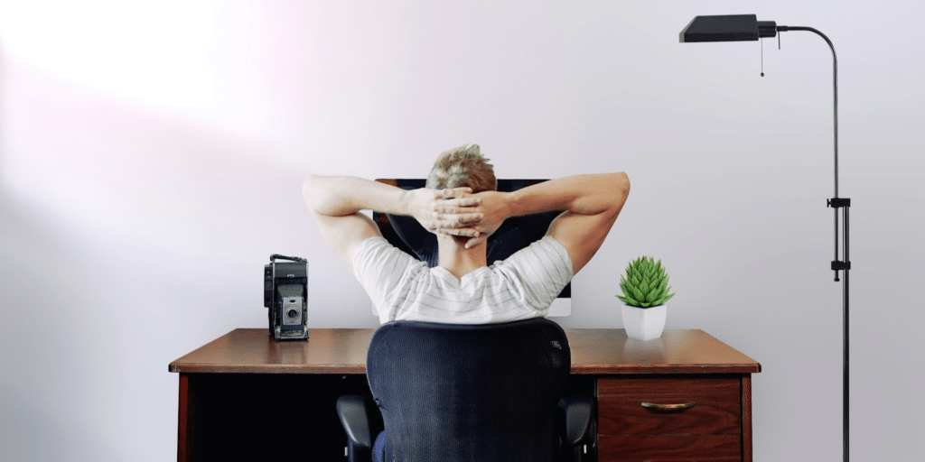 How Your Office Chair Impacts Health and Productivity