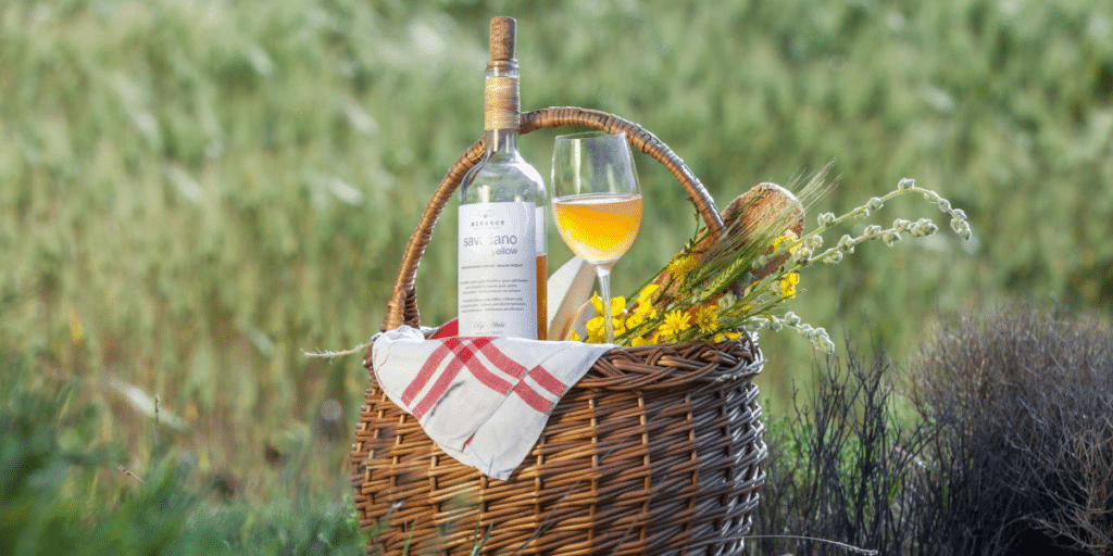 Beyond the Bottle: How Corporate Wine Baskets Build Bonds