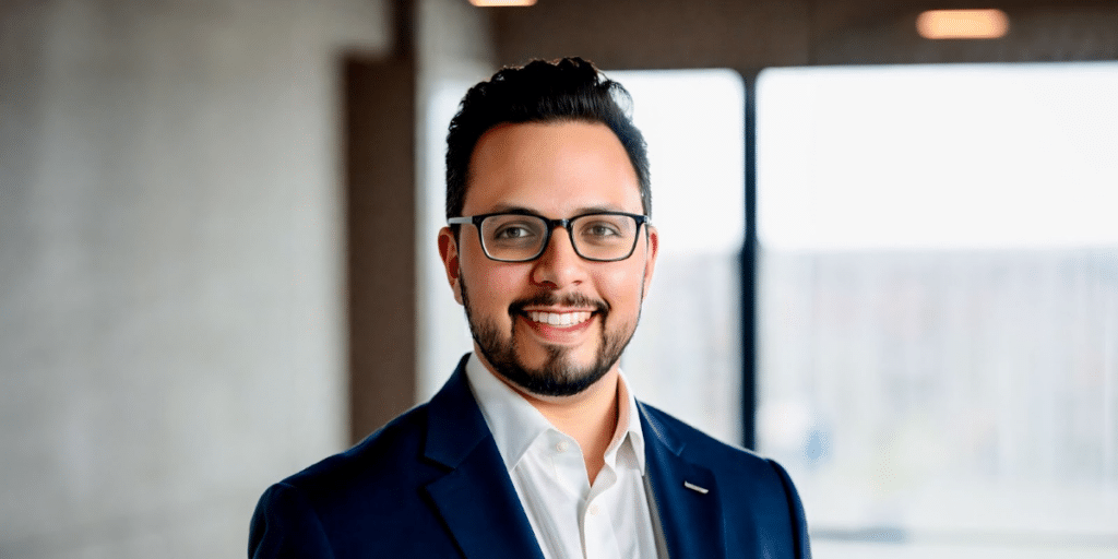 Iceberg Data: How David Martin Riveros Extracts Insights