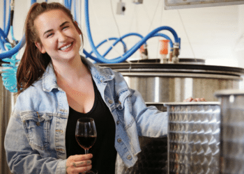 Discover Mead From Honey to Your Glass