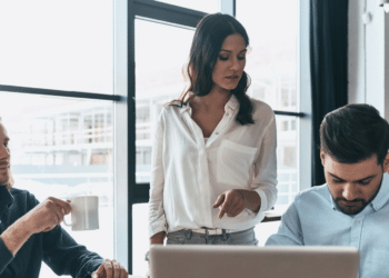 Evaluating the Necessity of Leadership Change in Uncertain Times