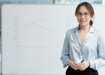 The Role of a Leadership Consultant in Shaping Company Culture