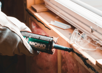 Elan Moshe on Why You Should Hire a Handyman for Home Repairs