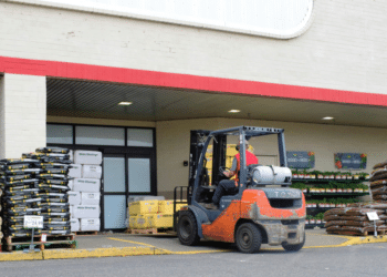 Blue-Collar Jobs Are an AI-Proof Career Option for the American Workforce