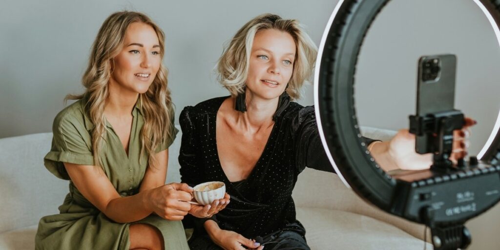 How to Partner with Brands as an Influencer