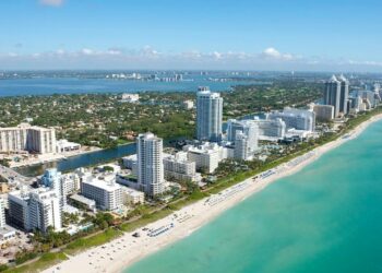 Navigating Success: The Entrepreneurial Journey of Brandon Richardson and Urban Smoke Miami