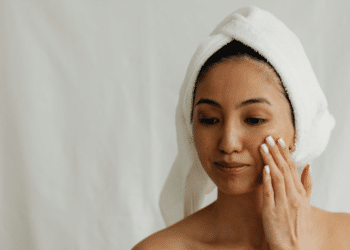 Salicylic Acid for Skin How It Helps to Improve Texture
