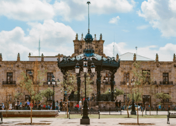 Seamlessly Expanding Your US Workforce with Nearshoring in Guadalajara, Mexico