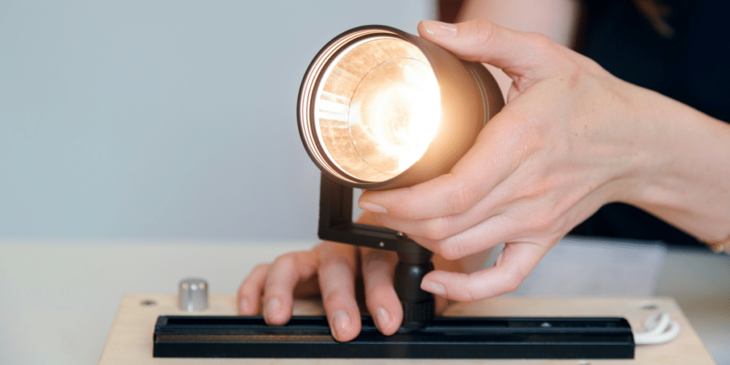 The Advantages of Hiring a Licensed Electrical Expert