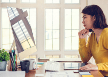 AI Tools Like Honcho's Website Builder Are Becoming Essential for Small Business Owners