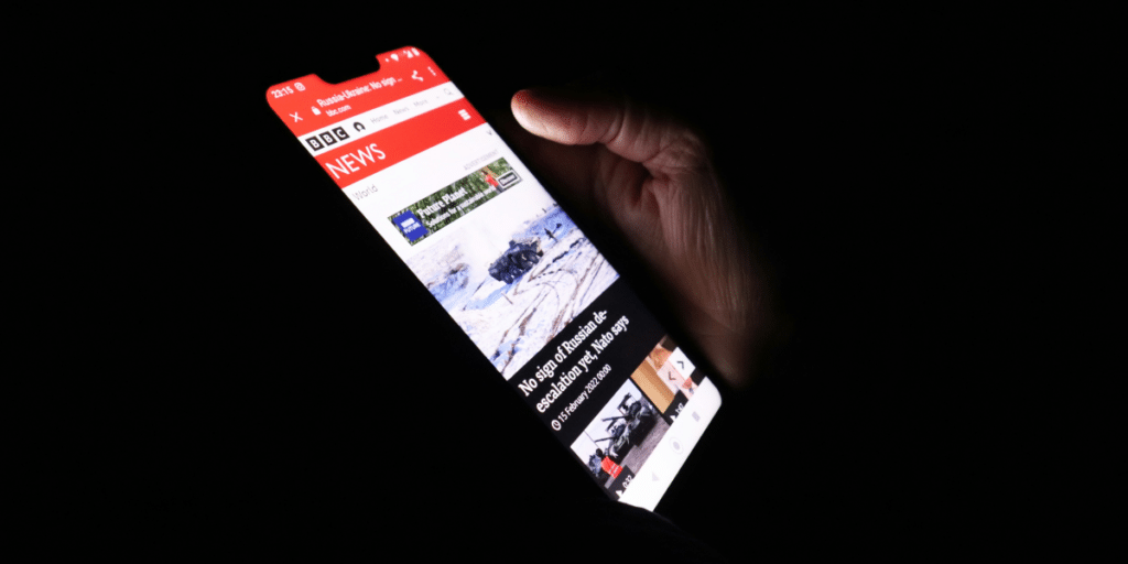 FlashFeed Revolutionizing News Consumption for the Busy Professional