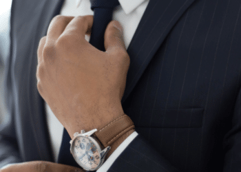 Harnessing the Power of Collaboration: Maya Caplette on Her Journey from Poland to Paris and Coaching the C-Suite