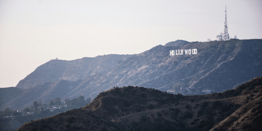 How to Find the Right Charter Bus Service in Los Angeles