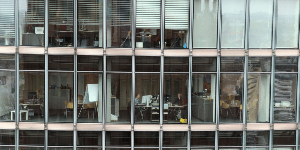 How to Use Glass in an Office to Create a Positive Working Environment