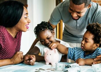 If Knowledge is Power, Financial Literacy is a Superpower, says Loren Grabau of Advisor Associate