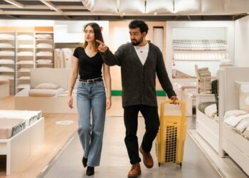 Innovative Retail Fixtures for Optimizing Small Spaces