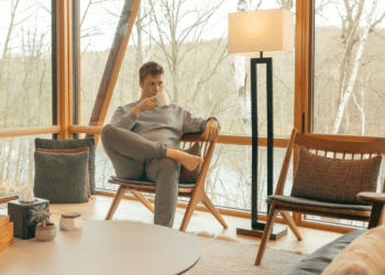 Luxury Real Estate Scene Sees High Interest Loans