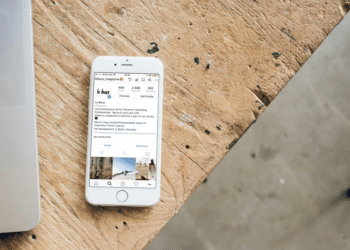 Strategies for Using Prepaid Phones in Business Operations