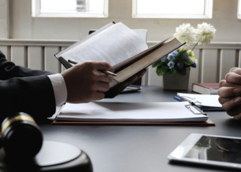 What to Expect from a Car Accident Lawyer’s Approach