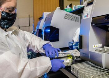 How to Find Cleanroom Supplies for Your Company’s Lab