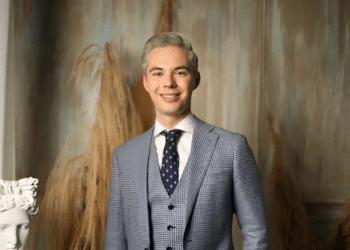 Dr. Pierre Lapaine Redefines Patient Care at Neinstein Plastic Surgery