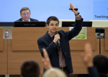 Christopher Huntley: Innovating Education Business Growth with Teaching-Revolution.com