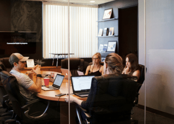 Former BlackRock HR Head Jeff Smith on Creating Intentional Corporate Culture in a Hybrid Work Environment