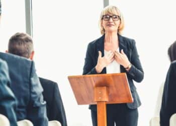 Keynote Speaker Selection: Choosing the Right Voice for Your Event