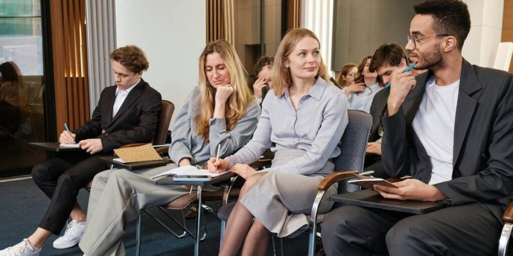 How To Look Fresh For A Meeting When You’re Right Off The Red Eye