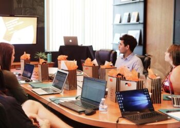 How to Improve HR Tasks for a More Efficient Workplace