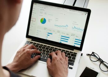 AI-Driven Customer Segmentation for Better Digital Marketing