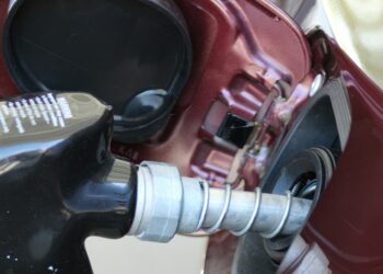 Understanding Fuel Card Options: What Works for Your Business?