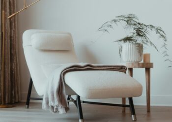 Elegant Furniture Pieces To Create A Posh Space